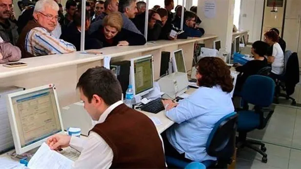 Yüzbinlerce memuru ilgilendiriyor! Sözleşmeli çalışana kadro müjdesi! 3600 ek gösterge ile 4/A kadrosu kimlere gelecek?-3