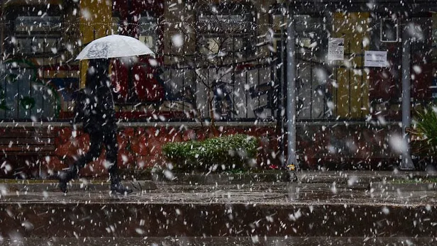 Meteoroloji uyardı: Balkanlar'dan soğuk hava ve kar geliyor! İstanbul'da kar ne zaman yağacak?-3