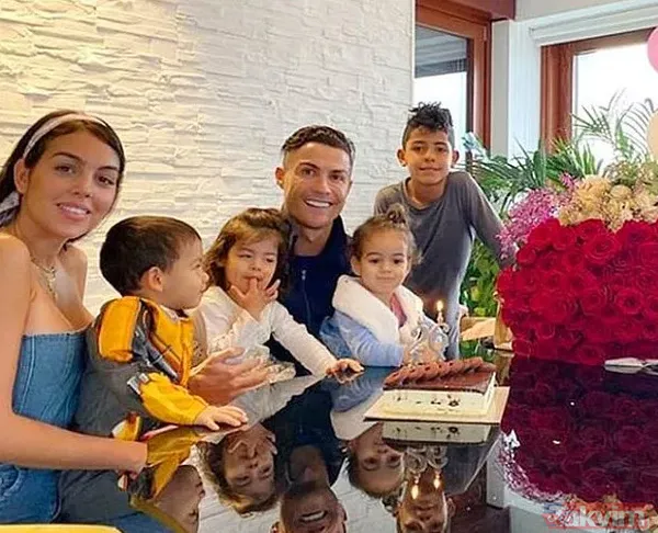 Cristiano Ronaldo emeklilik için düğmeye bastı her şey hazır! Bir devir kapanmak üzere emeklilik için 7 milyon sterlinlik ev - 7