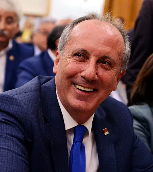 kilicdarogluyla-mucadele-eden-muharrem-ince-a-haberi-dogruladi-chpli-bazi-vekiller-partimize-katilacak-1610477677072.jpg Kılıçdaroğlu'yla mücadele eden Muharrem İnce A Haber'i doğruladı: CHP'li bazı vekiller partimize katılacak-6