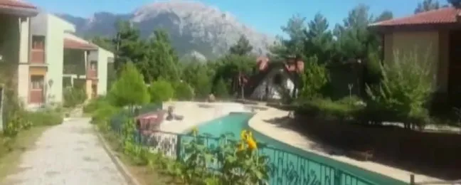 Tatil Sitesi Sahibinden Bin Dolar Bozdur 3 Gun Bedava Tatil Yap Kampanyasi Videosunu Izle Takvim Tv