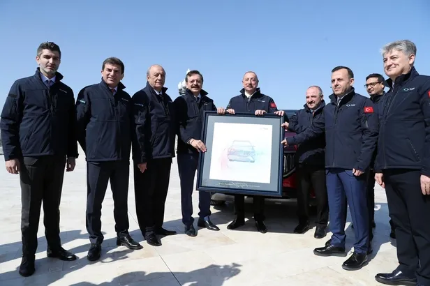 Togg sırası Gardaş Azerbaycan'da! İkinci anahtar Azerbaycan Cumhurbaşkanı İlham Aliyev'e teslim edildi-6