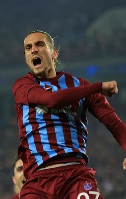 Trabzonspor fırtına gibi esti