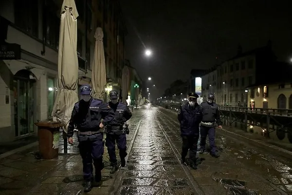 Avrupa'da koronavirüs yeniden alevlendi! İtalya'da sokağa çıkma yasağı başladı-8