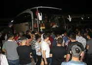 Adanada bu kadarına da pes dedirten görüntü! Yüzlerce kişi katıldı