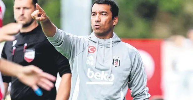 Beşiktaş teknik direktörü Van Bronckhorst, Galatasaray derbisi derbi öncesinde stratejisini belirledi