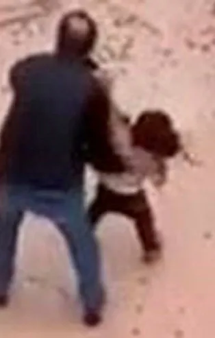 SON DAKİKA! Gaziantep'teki pitbull dehşetinde yeni görüntüler! Asiye o köpeklerle böyle oynamış