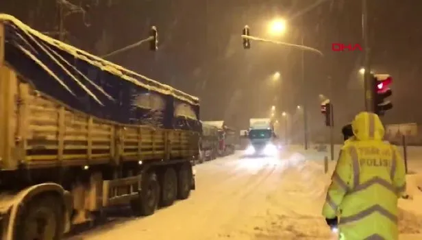 Kahramanmaraş-Kayseri kara yolu ulaşıma kapandı