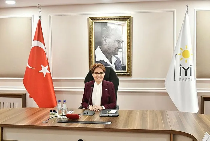 iyi-partinin-mustakil-secim-karari-sonrasi-chp-fondasi-merdan-yanardagdan-zehir-zemberek-sozler-siyasi-ihanet-1701717003510.jpeg