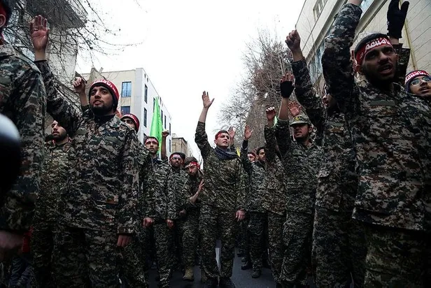 İran: "ABD'nin bölgedeki varlığının sona erme süreci başladı"-1