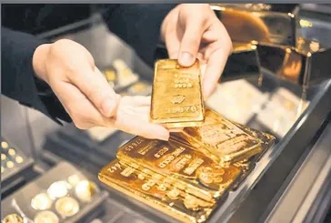 Ons altın 9 ayda zirveye çıktı: Rekor üstüne rekor kırıyor