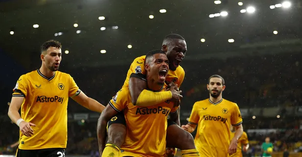 Galatasaray'a transfer olmak için gemileri yaktı! Hocası müjdeyi verdi