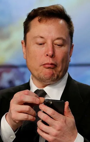 Elon Musk'tan "Neuralink" açıklaması! İnsan beynini bilgisayara bağlayacak