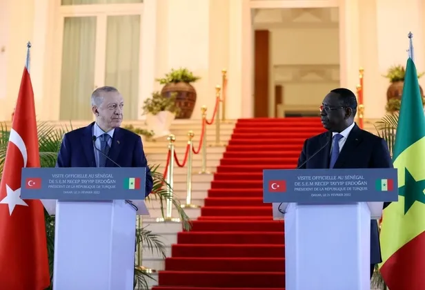 baskan-erdogan-ve-senegal-cumhurbaskani-salldan-onemli-aciklamalar-ticaret-hedefimiz-1-milyar-dolara-ulasmak-1645480015225.jpeg