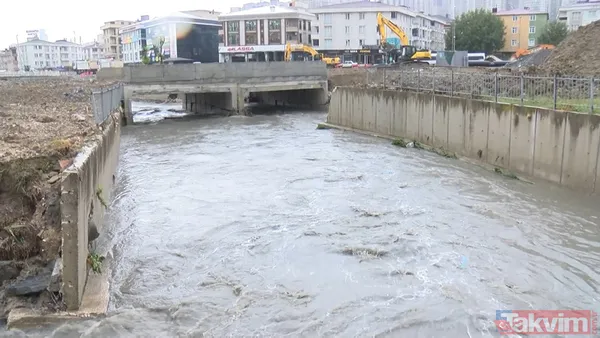 İstanbul'da yine aynı manzara! Yağmur yağdı Esenyurt yine sular altında! İBB ise piyasada yok! 2 kişi sele kapıldı - 36