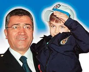 ’Bu paralel yapı,1 yıl öncesinden beni dinliyor’