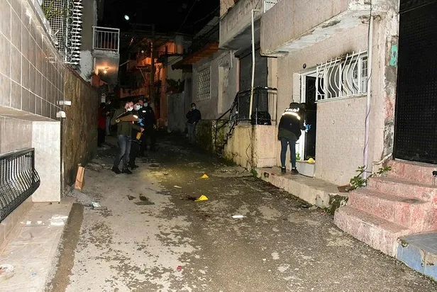 SON DAKİKA: Gece yarısı silahlı kavga! Husumetlisi tarafından başından tabanca ile vurulan kişi ağır yaralandı-4