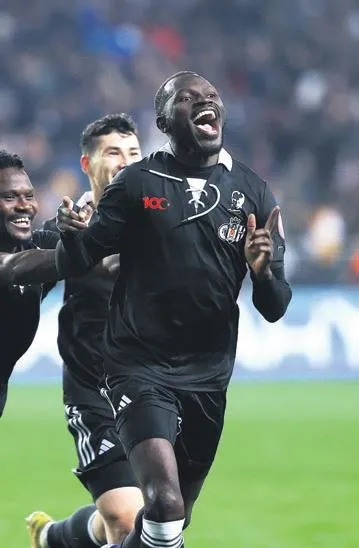 real-madrid-formasi-giyen-arda-guler-hayallerimin-basindayim-1705010959751.jpeg Real Madrid forması giyen Arda Güler,: Hayallerimin başındayım-5