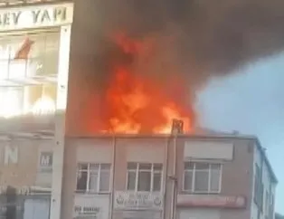 İstanbul’da bir apartmanın çatı katında yangın!