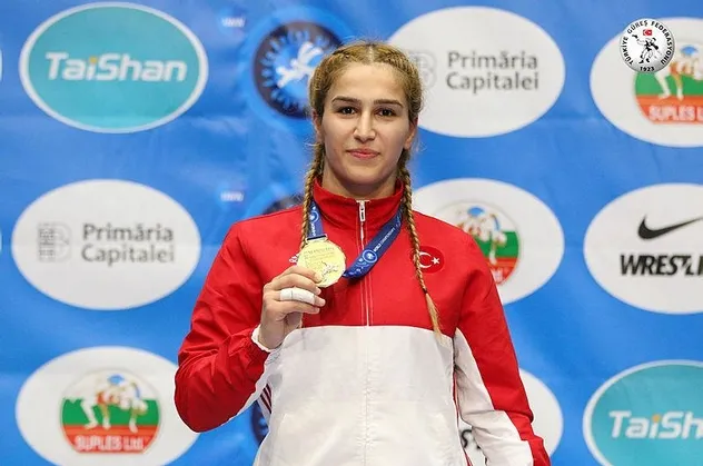 Buse Tosun Dünya Şampiyonu oldu