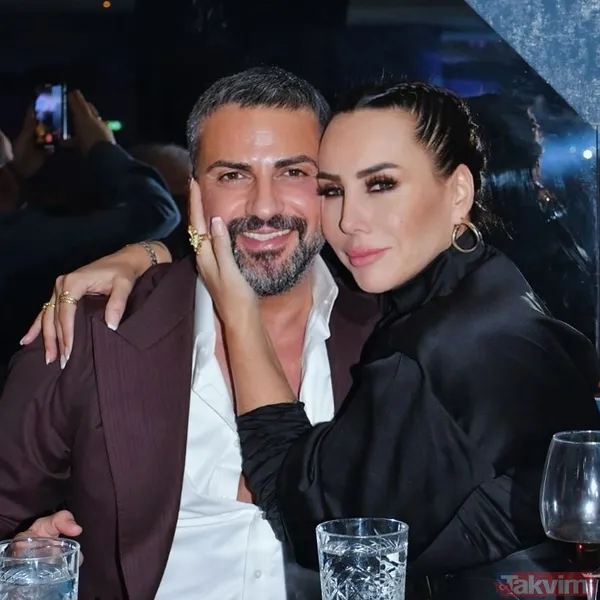 Asena Ve Eşi Hasan Dere