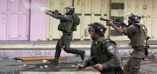 İsrail Mescid-i  Aksa’yı bastı