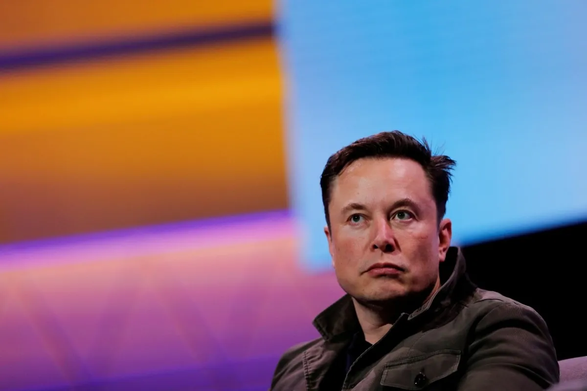 SpaceX disk şeklinde bir uzay aracı fırlattı: Gizli tutulan görevde canlı yayın yarıda kesildi-4