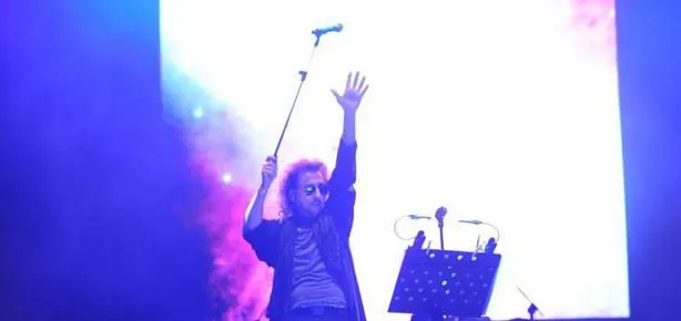 Binleri ayaklandırdı