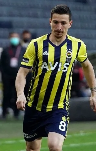 Özel Haber I Fenerbahçe'de Mert Hakan vites yükseltti! 27 yıl sonra en iyisi olabilir