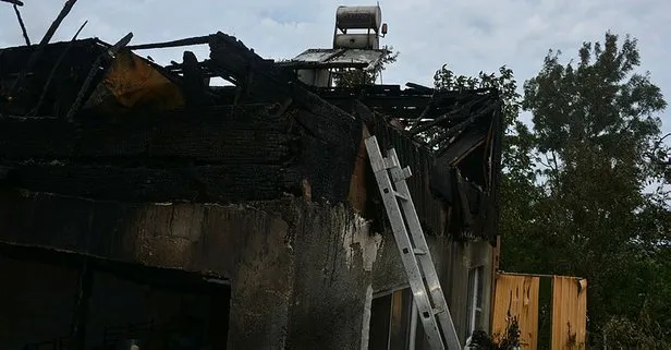 Sinop’ta emekli adamın 2 katlı evi küle döndü: Kimsenin günahını alamam bu konuda