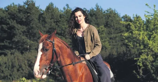 Bir Gece Masalı’nın yıldızı Su Burcu Yazgı Coşkun dizideki at binme sahneleriyle göz doldurdu