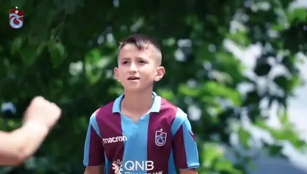 Trabzonspor 2019-2020 sezonu son formasını tanıttı