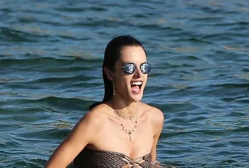 Gözler hep onun üstündeydi! Alessandra Ambrosio’nun formunun sırrı ortaya çıktı: Her gün bir avuç