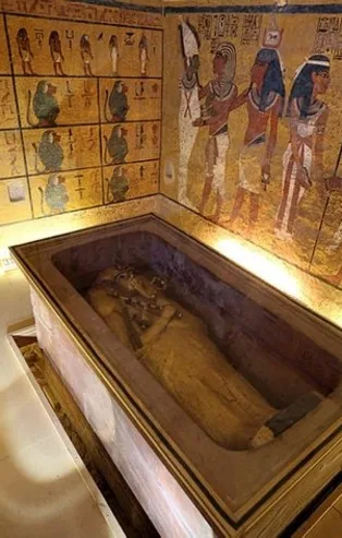 Mısır firavunu Tutankhamun İstanbul’a geliyor! Çocuk kralın hazinesi uzmanların ilgi odağı oldu