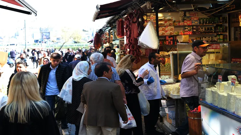 10-11-12-nisan-bayramda-ptt-eczaneler-kargolar-noterler-borsa-acik-mi-kapali-mi-olacak-1712568191389.jpg 11-12 Nisan bayramda PTT, eczaneler, kargolar, noterler, borsa açık mı-kapalı mı?-3