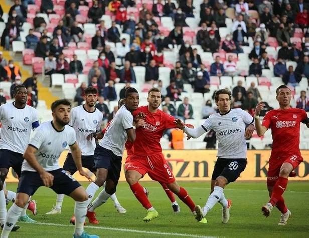 sivasspor-1-1-adana-demirspor-mac-sonucu-1635089298235.jpeg