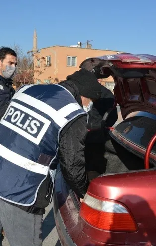 Yılbaşı öncesi ülke genelinde eş zamanlı “Güven Huzur” uygulaması: 57 bin 964 personel katıldı