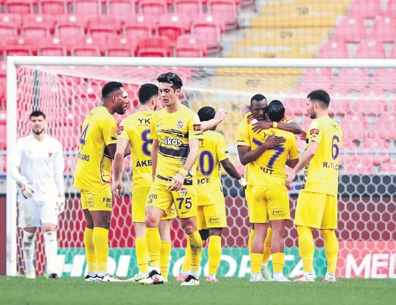 Thiam Eyüp’e hayat verdi