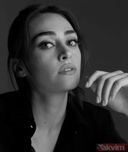 Esra Bilgiç de çok değişmiş çok! Pabucunu bu kez başkası değil kendisi dama attı... Güzel oyuncu Esra Bilgiç meğer... - 21