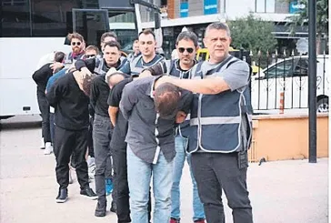 11 sanık hakim karşısında