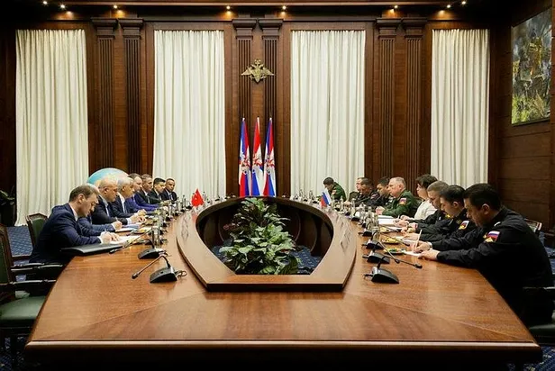 turkiye-ve-rusya-arasinda-kirmizi-hat-diplomasisi-tahil-krizi-icin-askeri-heyetler-gorustu-1655893260339.jpeg Tahıl krizi çözülüyor... Türkiye ve Rusya arasında kırmızı hat diplomasisi! İlk gemi yola çıktı-2