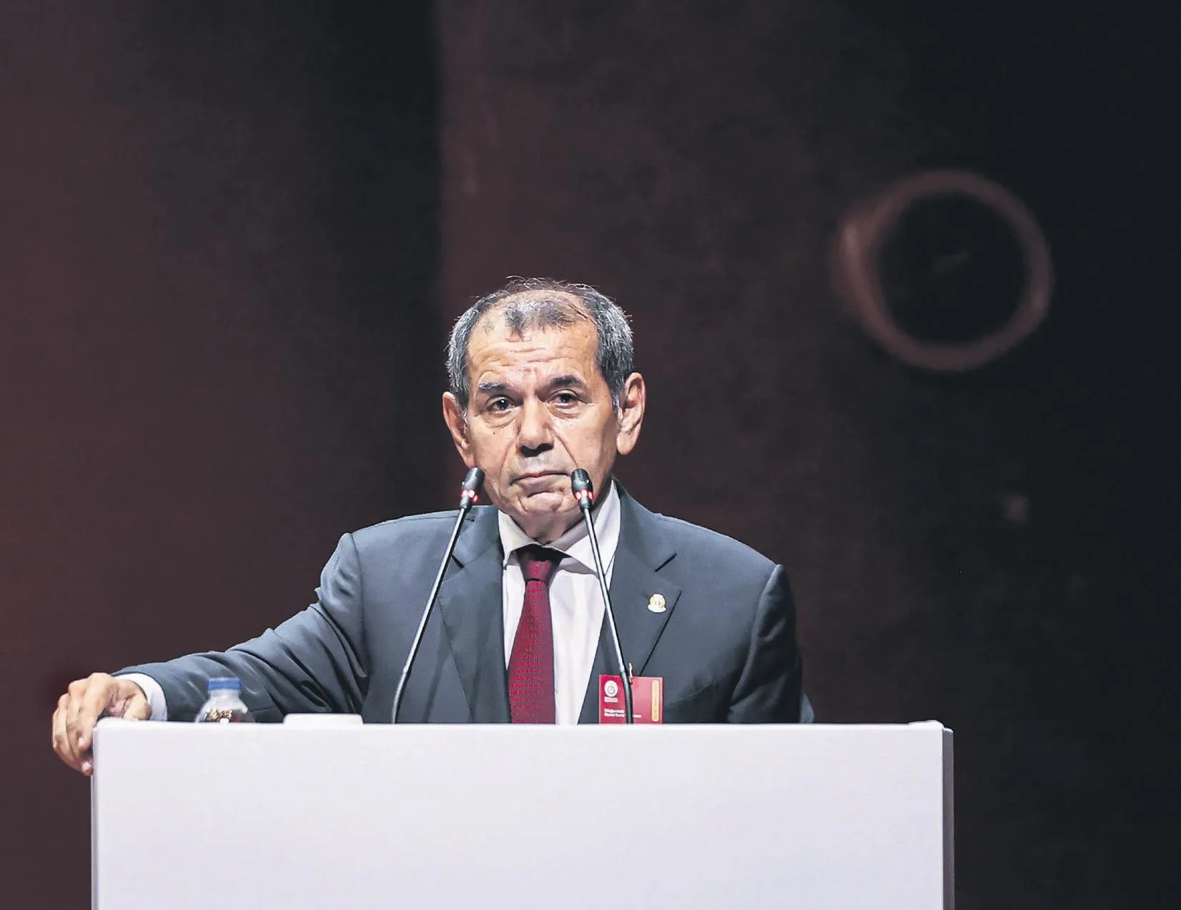 Florya’yı satacak gibi söylemler çok yanlış!