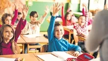 Okullarda uyum haftası başladı: 1. ve 5. sınıf öğrencileri dersbaşı yaptı, kamu çalışanı velilere 3 saat izin verildi