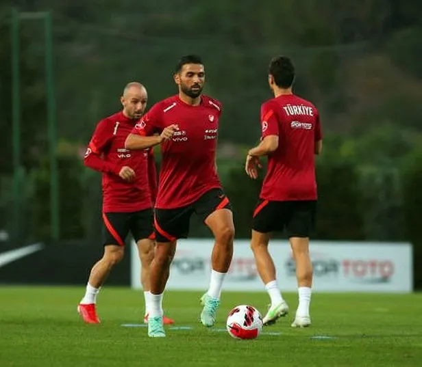 dunya-kupasi-elemeleri-2022-canli-turkiye-karadag-maci-saat-kacta-hangi-kanalda-turkiye-karadag-futbol-maci-sifresiz-mi-1630478246242.jpg Dünya Kupası Elemeleri 2022 Canlı! Türkiye Karadağ maçı saat kaçta, hangi kanalda? Türkiye Karadağ futbol maçı şifresiz mi?-3