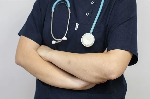 'Dr Fatma G.' kod adlı provokatöre sosyal medyadan tepki yağdı: "Doktor kılıklı trol!"