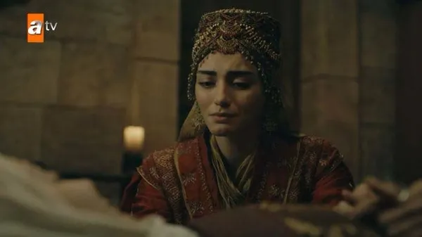 kurulus-osmana-damga-vuran-sahne-olumle-pencelesen-selcan-ana-bala-hatun-ve-malhun-hatuna-seslendi-1643831838852.jpg Kuruluş Osman’a damga vuran sahne! Ölümle pençeleşen Selcan Ana, Bala Hatun ve Malhun Hatun’a seslendi!-4