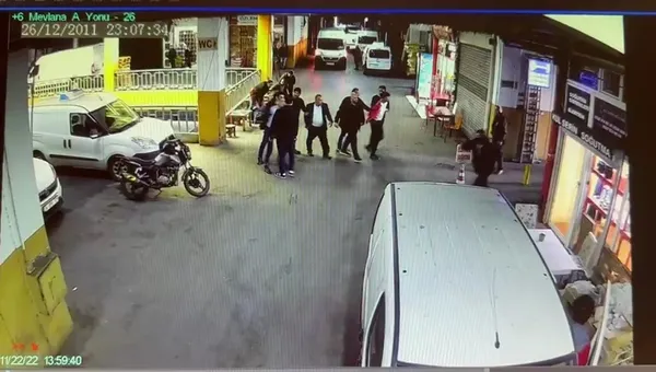 bayrampasada-hirsizlik-cetesi-cokertildi-13-gozalti-1673601483062.jpg Bayrampaşa’da hırsızlık çetesi çökertildi: 13 gözaltı-4
