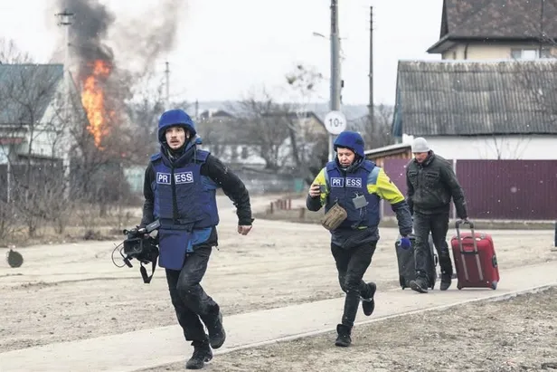 air-darbe-1646606055430.jpeg Rusya-Ukrayna savaşında bugüne kadar şehirleri bombalayan toplam 44 Rus jeti ve 48 savaş helikopteri düşürüldü-9