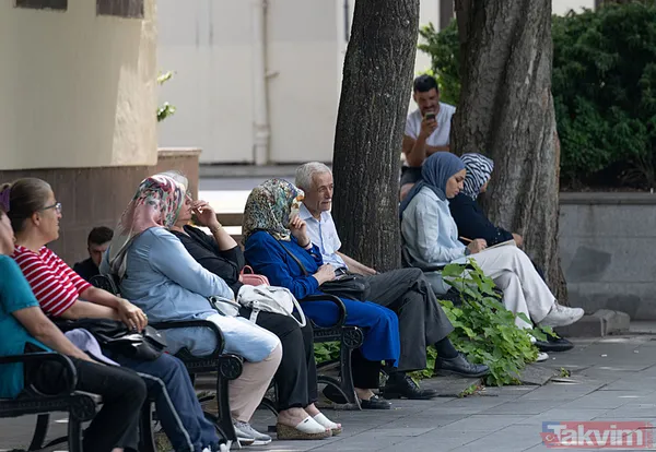 Değişmeyen sınav manzarası: KPSS'ye geç kalanlar koşmaya başladı - 9