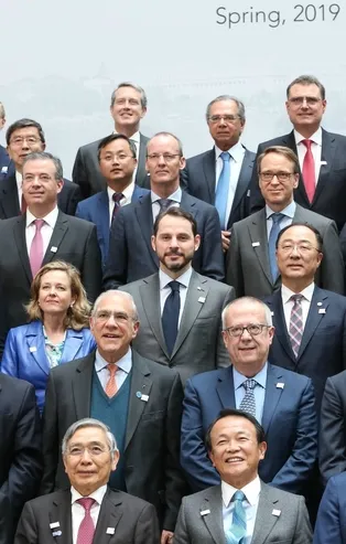 Bakan Albayrak kritik zirveyi böyle değerlendirdi